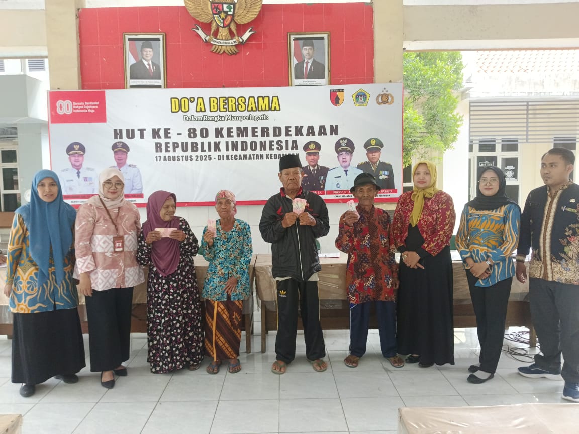 penyaluran-bantuan-pkh-plus-tahap-4-dari-dinas-sosial-provinsi-jawa-timur