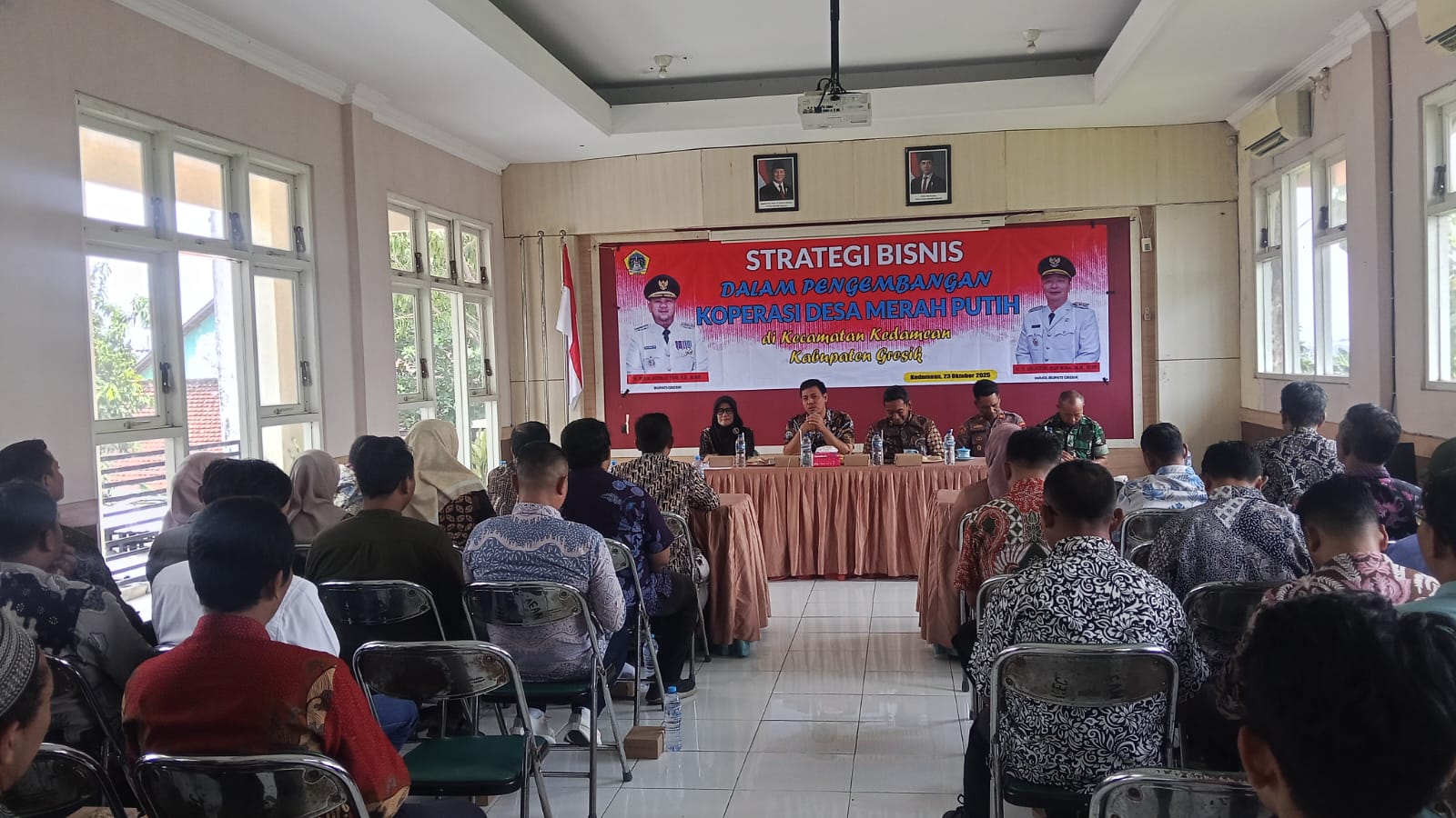 giat-strategi-bisnis-dalam-pengembangan-koperasi-desa-merah-putih-di-wilayah-kecamatan-kedamean